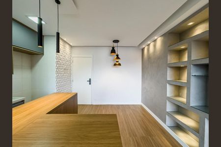 Apartamento para alugar com 74m², 3 quartos e 1 vagaSala
