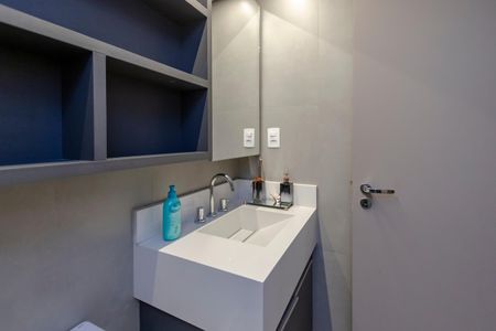 Apartamento à venda com 110m², 2 quartos e 2 vagas Apartamento à venda com 110m², 2 quartos e 2 vagasBanheiro da Suíte 2