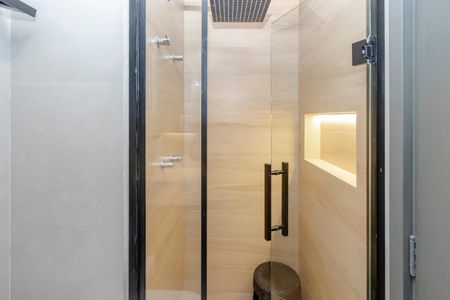 Apartamento à venda com 110m², 2 quartos e 2 vagas Apartamento à venda com 110m², 2 quartos e 2 vagasBanheiro da Suíte 1