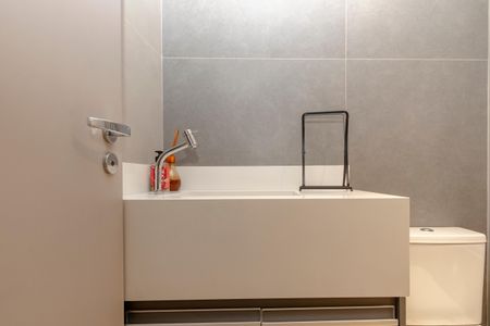 Apartamento à venda com 110m², 2 quartos e 2 vagas Apartamento à venda com 110m², 2 quartos e 2 vagasLavabo