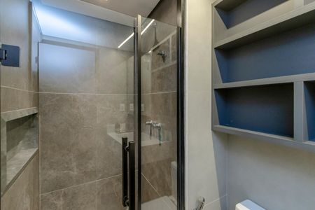 Apartamento à venda com 110m², 2 quartos e 2 vagas Apartamento à venda com 110m², 2 quartos e 2 vagasBanheiro da Suíte 2