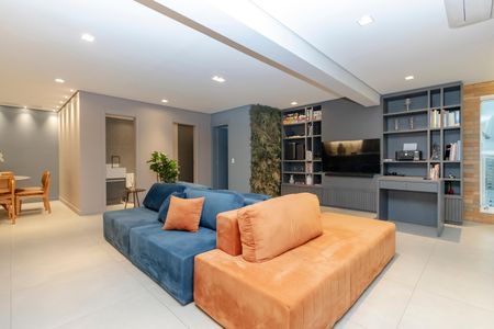 Apartamento à venda com 110m², 2 quartos e 2 vagas Apartamento à venda com 110m², 2 quartos e 2 vagasSala