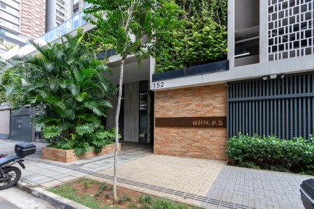 Apartamento à venda com 110m², 2 quartos e 2 vagas Apartamento à venda com 110m², 2 quartos e 2 vagasFachada