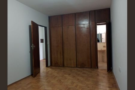 Apartamento para alugar com 130m², 4 quartos e 1 vaga Apartamento para alugar com 130m², 4 quartos e 1 vagaSuíte