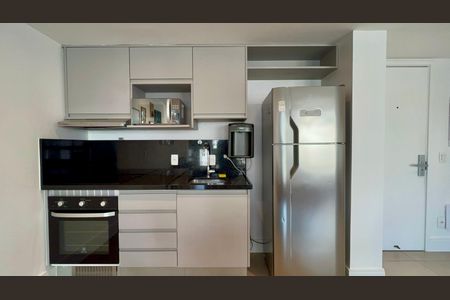 Apartamento para alugar com 87m², 2 quartos e 2 vagasCozinha