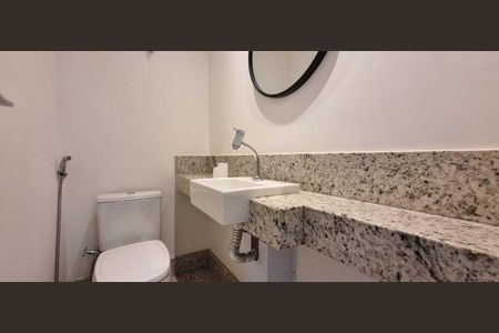 Lavabo  de apartamento para alugar com 2 quartos, 164m² em Funcionários, Belo Horizonte