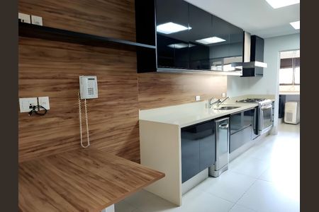 Apartamento para alugar com 3 quartos, 275m² em Jardim Paulista, São Paulo