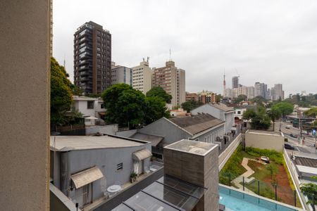 Varanda de kitnet/studio para alugar com 1 quarto, 27m² em Perdizes, São Paulo