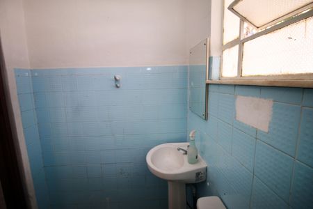 Banheiro de casa para alugar com 1 quarto, 54m² em Vaz Lobo, Rio de Janeiro
