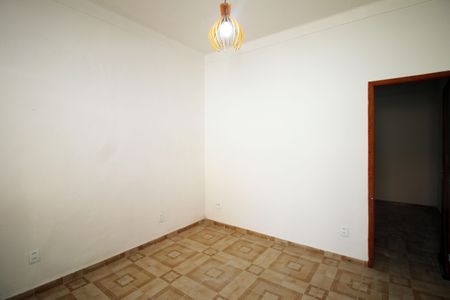 Sala de casa para alugar com 1 quarto, 54m² em Vaz Lobo, Rio de Janeiro