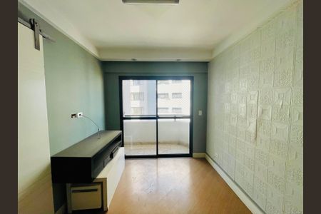 Detalhe Sala de apartamento para alugar com 3 quartos, 72m² em Vila Rosalia, Guarulhos