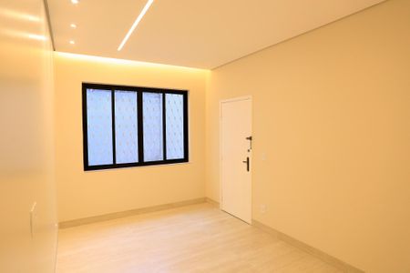 Sala de apartamento para alugar com 3 quartos, 86m² em Santo Agostinho, Belo Horizonte