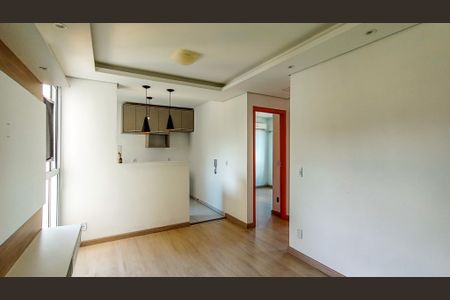 Sala de apartamento para alugar com 2 quartos, 40m² em Cavalhada, Porto Alegre