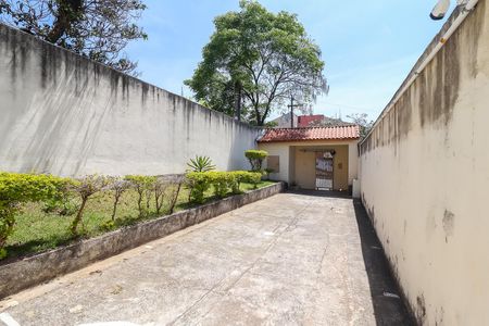 Apartamento à venda com 46m², 2 quartos e sem vagaÁrea comum