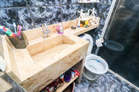 Apartamento à venda com 46m², 2 quartos e sem vagaBanheiro