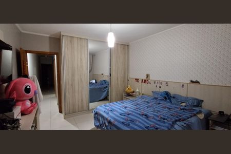 Casa à venda com 120m², 4 quartos e 1 vaga Casa à venda com 120m², 4 quartos e 1 vagaSuíte