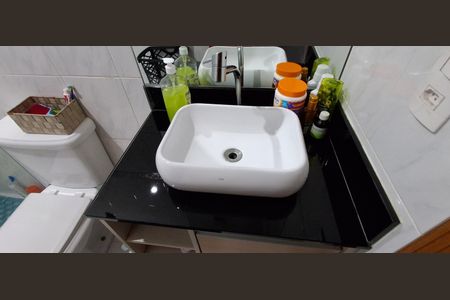 Casa à venda com 120m², 4 quartos e 1 vaga Casa à venda com 120m², 4 quartos e 1 vagaBanheiro Social