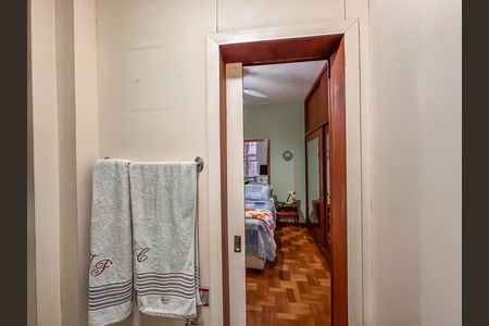 Apartamento à venda com 130m², 3 quartos e 1 vaga Apartamento à venda com 130m², 3 quartos e 1 vagaBanheiro da Suíte