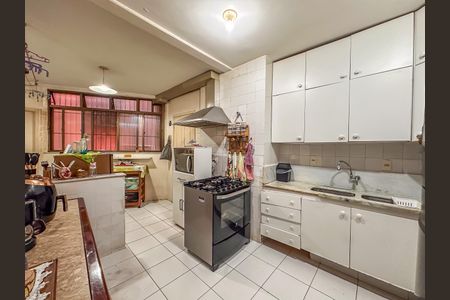 Apartamento à venda com 130m², 3 quartos e 1 vaga Apartamento à venda com 130m², 3 quartos e 1 vagaCozinha