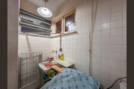 Apartamento à venda com 130m², 3 quartos e 1 vaga Apartamento à venda com 130m², 3 quartos e 1 vagaÁrea de Serviço