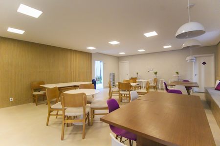 Apartamento à venda com 43m², 2 quartos e 1 vaga Apartamento à venda com 43m², 2 quartos e 1 vagaÁrea comum
