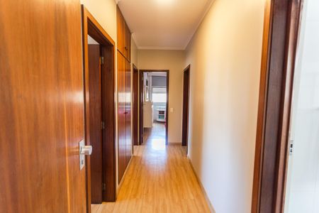 Apartamento à venda com 280m², 4 quartos e 3 vagasCorredor