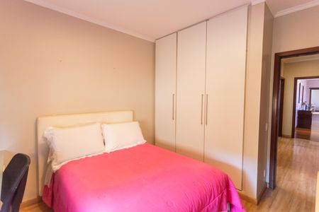 Apartamento à venda com 280m², 4 quartos e 3 vagasSuíte 2