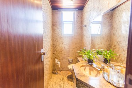 Apartamento à venda com 280m², 4 quartos e 3 vagasLavabo 