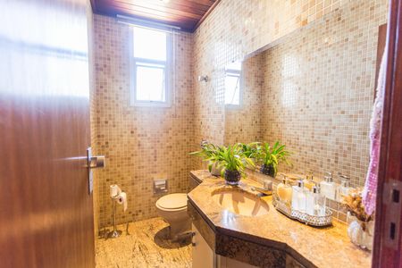 Apartamento à venda com 280m², 4 quartos e 3 vagasLavabo 