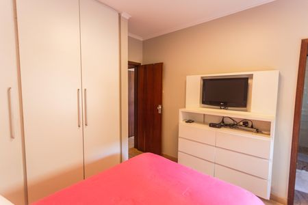 Apartamento à venda com 280m², 4 quartos e 3 vagasSuíte 2