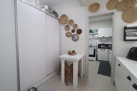 Apartamento à venda com 109m², 3 quartos e sem vagaÁrea de Serviço