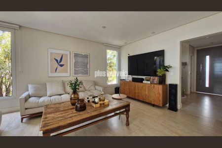 Casa de Condomínio à venda com 4 quartos, 367m² em Granja Julieta, São Paulo