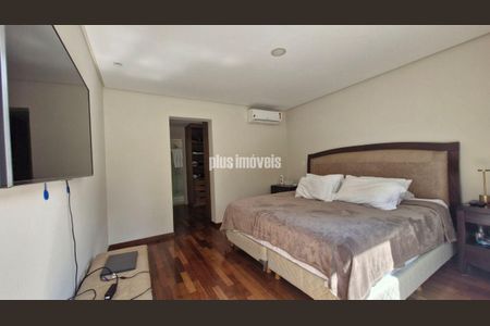 Casa de Condomínio à venda com 4 quartos, 367m² em Granja Julieta, São Paulo