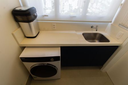 Apartamento à venda com 80m², 2 quartos e 1 vaga Apartamento à venda com 80m², 2 quartos e 1 vagaÁrea de Serviço