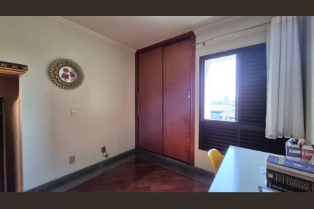 Apartamento à venda com 140m², 4 quartos e 2 vagas Apartamento à venda com 140m², 4 quartos e 2 vagasQuarto 1