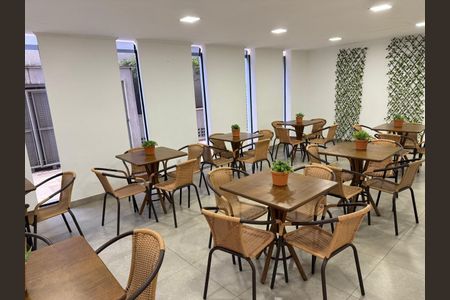 Apartamento à venda com 140m², 4 quartos e 2 vagas Apartamento à venda com 140m², 4 quartos e 2 vagasÁrea comum