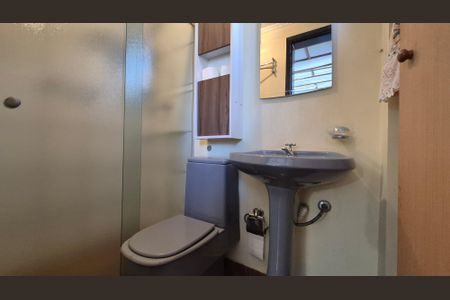 Apartamento à venda com 140m², 4 quartos e 2 vagas Apartamento à venda com 140m², 4 quartos e 2 vagasBanheiro de Serviço