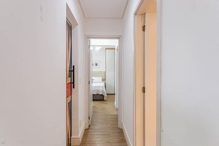 Apartamento à venda com 86m², 2 quartos e 2 vagasCorredor