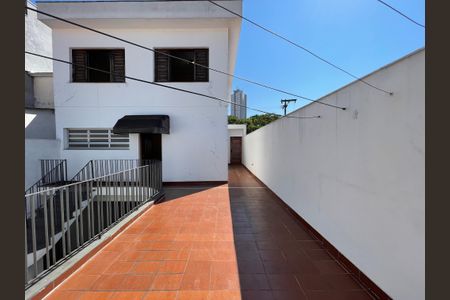 Casa à venda com 243m², 3 quartos e 7 vagas Casa à venda com 243m², 3 quartos e 7 vagasVaranda