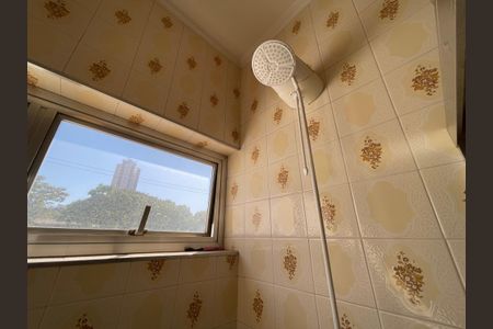 Casa à venda com 243m², 3 quartos e 7 vagas Casa à venda com 243m², 3 quartos e 7 vagasBanheiro da Suíte