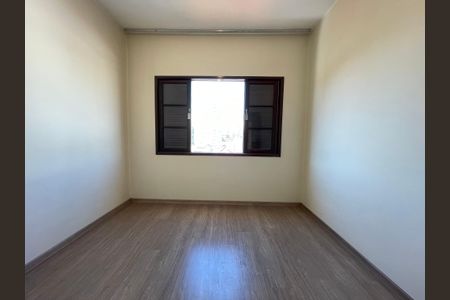 Casa à venda com 243m², 3 quartos e 7 vagas Casa à venda com 243m², 3 quartos e 7 vagasQuarto 2