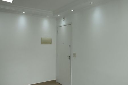 Sala de apartamento para alugar com 2 quartos, 50m² em Jardim Santa Izabel, Cotia