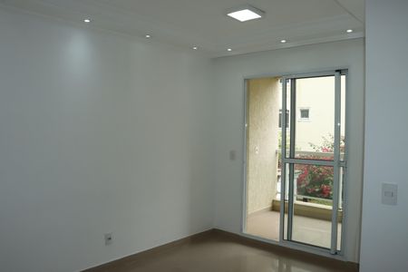 Sala de apartamento para alugar com 2 quartos, 50m² em Jardim Santa Izabel, Cotia