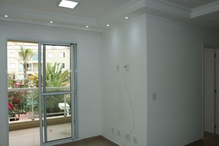 Sala de apartamento para alugar com 2 quartos, 50m² em Jardim Santa Izabel, Cotia
