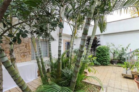 Casa à venda com 4 quartos, 100m² em São Lucas, São Paulo