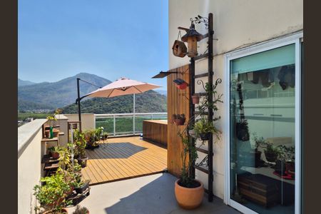 Apartamento para alugar com 144m², 3 quartos e 2 vagas Apartamento para alugar com 144m², 3 quartos e 2 vagasTerraço