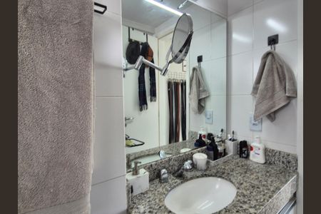 Apartamento para alugar com 144m², 3 quartos e 2 vagas Apartamento para alugar com 144m², 3 quartos e 2 vagasBanheiro da Suíte 2
