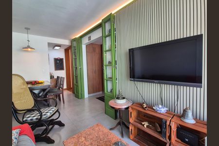 Apartamento para alugar com 144m², 3 quartos e 2 vagas Apartamento para alugar com 144m², 3 quartos e 2 vagasSala