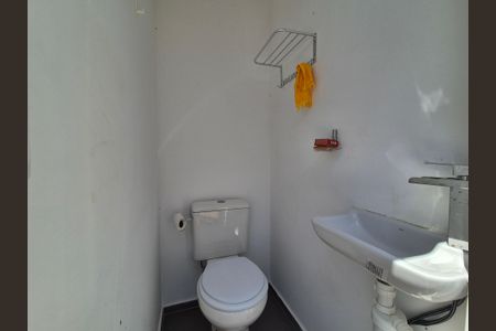 Apartamento para alugar com 144m², 3 quartos e 2 vagas Apartamento para alugar com 144m², 3 quartos e 2 vagasBanheiro de Serviço