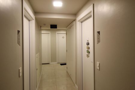 Apartamento à venda com 57m², 1 quarto e 1 vagaCorredor